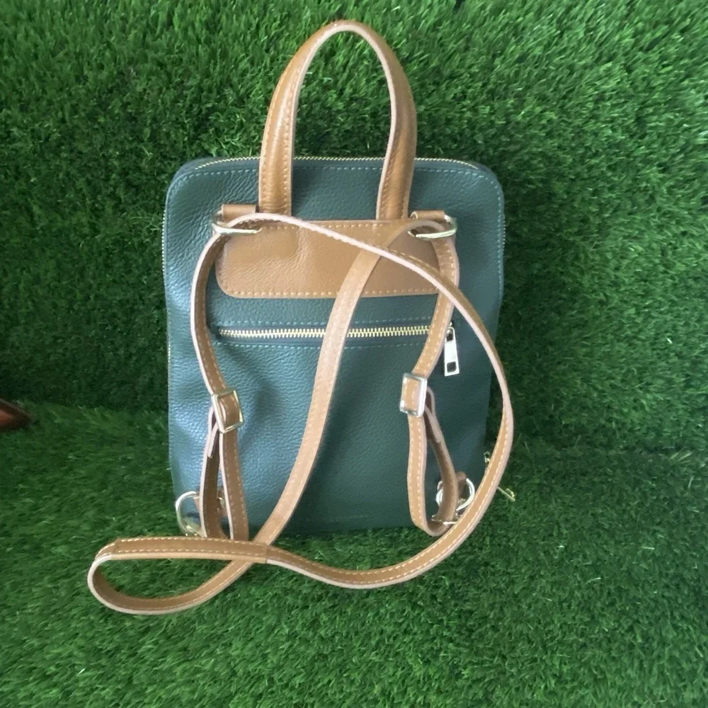 Divina Firenze Made in‎ ITALY Green & Tan Leather Womens Backpack Purse